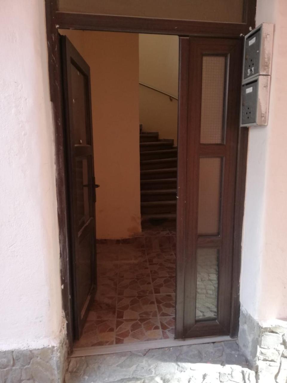 Leyla Hostel ブラショフ エクステリア 写真
