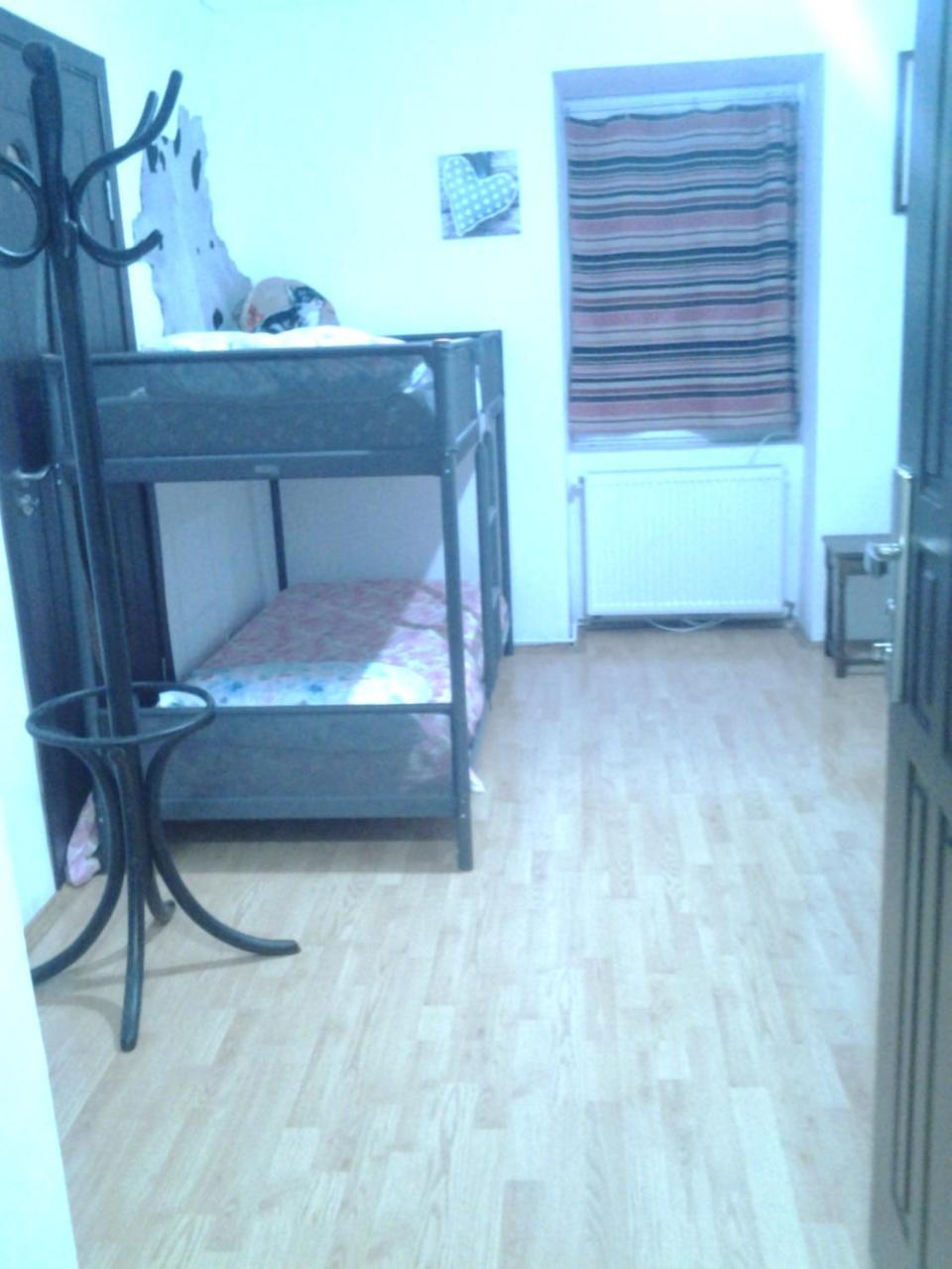 Leyla Hostel ブラショフ エクステリア 写真