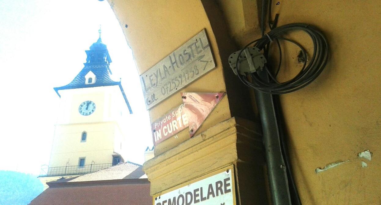 Leyla Hostel ブラショフ エクステリア 写真