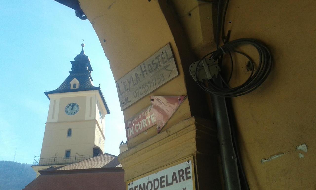 Leyla Hostel ブラショフ エクステリア 写真