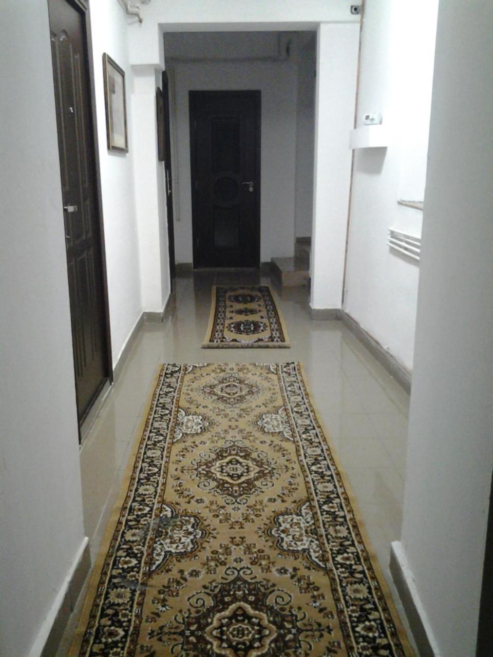 Leyla Hostel ブラショフ エクステリア 写真